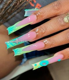 Grabbers Nails, Exotic Nail Designs, Fashion Trends Summer, Retro Nails, Edge Nails, Acrylic Nail Set, Claw Nails