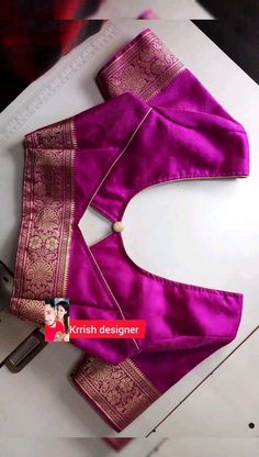 Back Blouses For Saree, Blouse Design Back Design, Bluse Latest Design Back Simple, Simple Neck Design Blouse, Mahanati Blouse Designs, Blouse Neck Designs Indian Back, New Blouse Back Neck Designs, Model Blouses Designs, Blouse Patterns Back Side