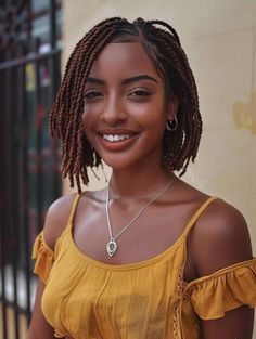 Trendy Short Hair Braid Styles for 2024 Tiny Cornrows, Box Braids Short, Short Hair Braid Styles, Crown Braids, Braids Short, Hairstyle For Chubby Face, Fishtail Braids, Protective Hair, Breaking Hair