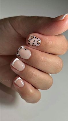 Discover 30+ Fall Nails You Can’t Get Around on Pinterest This Year! From nagel inspo to smink inspiration, these designs are perfect for the season. Embrace funky nails and chic nails that add flair to your autumn look. Elevate your style with classy acrylic nails and pair them with a stunning makijaż smokey eye for the ultimate fall vibe. Explore colourful nails and colorful nails that capture the spirit of the season, and try Thanksgiving nails with fall nail designs maple leaf for a festi... Biab Nails Leopard, Basic Neutral Nails, Nursing Nails Natural, Simple Leopard Nails, Cheetah Dip Nails, Simple Nail Designs On Natural Nails, Short Nail Designs Spring Simple, Short Dip Nails Designs, Pre Fall Nails