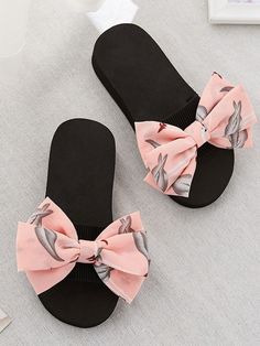 Sepatu Pump, Diy Slippers, Pretty Sandals, Fashion Shoes Heels, Pretty Shoes Sneakers, Cute Shoes Heels, Shoes Heels Classy, Fashion Shoes Sandals, Cute Slippers