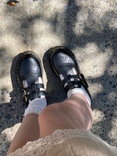 Doc Martens Shoes, Doc Martens Outfit, Shoes Aesthetic, Fairycore Aesthetic, Fire Fits, Girly Shoes