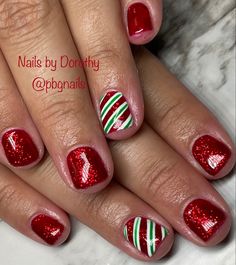 #Gelmanicure#rednails#candycanenails#glitternails#christmasnails#holidaynails#xmasnails#christmasnailart#holidaynails💅#xmasnailart#christmasnailsart#holidaynailart#xmasnail#christmasnail#holidaynail#xmasnailsart#christmasnails🎄#holidaynaildesigns#xmasnaildesign#christmasnailsdesign#holidaynailselfie#xmasnails💅#christmasnaildesigns#holidaynailsready#xmasnails💅🏻🎅🏻⛄❄#christmasnaildesign#holidaynailswag#xmasnaildesigns#christmasnailinspo#holidaynailinspo#xmasnaildesign#gel#gels#gelnails#gelna Simple Festive Nails, Christmas Dip, Nail Colors Winter, Nail Art Videos, Christmas Nail Art, Dipped Nails