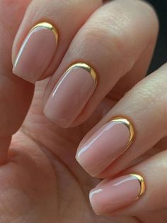 Gold Gel Nails, Nail Art Trends, Spring Nail Designs, Cozy Season, Trim Nails, Spring Nail, Elegant Nails