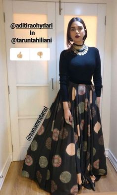 Black Long Skirt Outfit Indian, Long Skirt With Shirt Party Wear, Navratri Skirt And Top, Long Skirt Outfits Indian Traditional, Black Long Skirt Outfit Ideas, Black Top And Skirt Outfit, Ethnic Skirt Outfit, Ethnic Skirt And Top