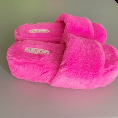 Brand New With Box! Pink Fluffy Slippers Casual Style, Pink Fluffy Casual Slippers, Casual Pink Fluffy Slippers, Casual Fluffy Pink Slippers, Pink Platform, Pink Platforms, Outdoor Slippers, Fur Slippers, House Slippers