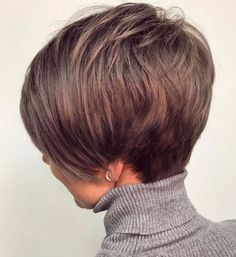 Short Hairstyles For Fine Hair, Kort Bob, Hairstyles For Fine Hair, Classic Bob, Bob Hairstyles For Fine Hair, Short Layered Haircuts, Haircuts For Fine Hair, Short Hair Haircuts, Bob Haircut