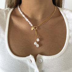 This elegant necklace features a tassel pendant embellished with pearls. Necklace : 15.7" L Drop : 2.17" L Spring ring clasp 18k gold-plated copper / pearl Buckle Choker, Romantic Cartoon, Fashion Romantic, Cartoon Fashion, Pearl Pendant Necklace, Necklace Sizes, Pearl Pendant, Necklace For Women, Jewelry Party