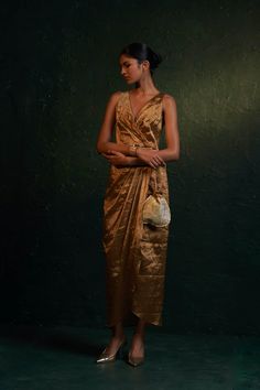 Must have is this gold tissue drape dress, simple yet chique that makes the heads turn while you walk like a diva in gold. The simple sophistication of this dress will give it an enduring grace in your wardrobe. Personal Shopping Service, Drape Dress, Dress Simple, Satin Color, Draped Dress, Personal Shopping, Xl Dress, Personal Stylist, Dresses Xs