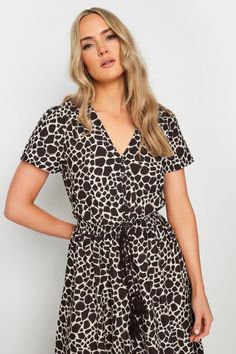 Shop LTS Tall Natural Brown Animal Maxi Dress at Yours Clothing. Discover women’s plus size clothing in sizes 10-36 with fast delivery. Women's Maxi Dresses, High Waisted Cropped Jeans, Slim Fit Tuxedo, Maxi Dress Long, Beachwear Skirt, Long Tall Sally, Tall Clothing, Plus Size Shopping, Denim Coat Jacket