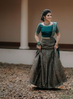 Simple Lehenga Poses Photography, Marriage Dress For Women Indian, Engagement Dress Ideas Kerala, Engagement Dress For Women Indian, Lehanga Designs For Bride, Marriage Dress For Women, Kerala Party Wear Dress, Kerala Traditional Engagement Dress, Marriage Dresses For Women