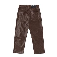 Straight loose fit pants. Brown Leather color. Zipper closure with Cold engraved on button. Reinforced stitching throughout the pant. Tool pockets and hammer loop. 45% PU 55% Polyester fabric. Logo and graphics embroidered on the front and back. Cold Culture label included. Male (181cm, 5'11"): L - Female (170cm, 5'7"): M - National Shipping 24-48H (Spain / Portugal) - CORREOS EXPRESS - European Shipping 48-72H - FEDEX - International Shipping 5-7 working days - FEDEX Cold Culture, Loose Fit Pants, Best Pants, Fabric Logo, Spain Portugal, Vintage Sportswear, Pants Brown, Acid Wash Jeans, Oversized Denim Jacket