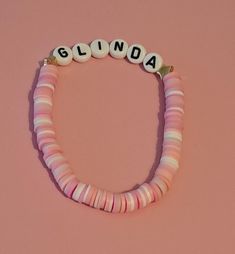 Cute Wicked bracelets Wicked Clay Bead Bracelet, Wicked Bracelet Ideas, Wicked Bracelet, Glinda And Elphaba, Wicked Glinda, Make Clay Beads, Clay Bead Bracelets, Elphaba And Glinda, Beaded Braclets