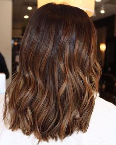 Haircuts Inspiration, Balayage Hair Caramel, Hairstyles Color, Wig Wavy, Hairstyles Inspiration, Brown Hair Inspo, Wig Lace Front, Brunette Hair With Highlights, Caramel Hair