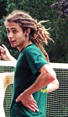 Dreadlocks Men, Dread Heads, Mens Dreads, Hippie Men, Hair Boy, Dread Hairstyles, Dreadlock Hairstyles, Grunge Hair, Locs