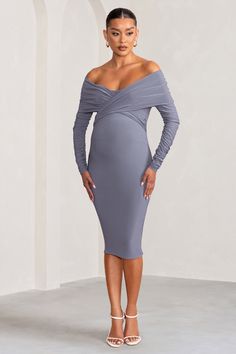 Add sophistication to your maternity wardrobe with this stunning mid-length gown. babe. Designed to contour your curves. our "Little Star" maternity midi dress is the gown you need to show off your gorgeous bump. babe. Fabricated in a premium stretch-jersey. and worked in a classy dove grey colour. this figure-hugging design will sculpt your silhouette. The twist-front detail adds a feminine edge and the Bardot neckline enhances your bust. Where to WearGorgeous for dinner dates. baby shower. wed Maternity Wardrobe, Bardot Neckline, Maternity Midi Dress, Dinner Dates, Oversized Clutch, Pregnancy Wardrobe, Your Gorgeous, Grey Colour, Dove Grey