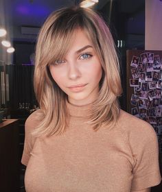 Hairstyles For Fine Medium Length Hair Over 50, Straight Fine Haircut, Hairstyles For Fine Straight Hair Over 50, 2023 Hair Trends For Women Side Part, Fine Hair Shoulder Length Haircut, Medium Length Hairstyles Fine Hair, 2023 Hair Trends For Fine Hair, Super Fine Hair Haircuts, Haircut For Fine Thick Hair