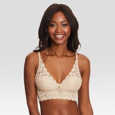 Maidenform Women's Casual Comfort Bralette, DM1188, has foam-lined cups to provide shaping and support, along with a 4 column hook and eye closure in the back. Straps are convertible to be worn, halter, crisscorss or traditional. Sexy meets comfort in this beautiful convertible lace bralette. So pretty with it's scalloped lace fabric! Don't hesitate to layer it and let it show! Wedding Bra, Strapless Backless Bra, Pretty Bras, Backless Bra, Fashion Forms, White Bralette, Strapless Bra, Lace Bralette, Women's Casual