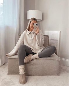 Outfit Inspo Rainy Day, Cute And Comfy Outfits, Uggs Outfit Winter, Worst Outfits, Cosy Winter Outfits, Amazon Workout Clothes, Wfh Outfits, Sportswear Outfits, Cosy Outfit