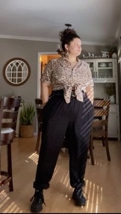 Tomboy Chic Plus Size, Dramatic Classic Style Outfits Plus Size, Masculine Womens Fashion, Queer Capsule Wardrobe, Plus Masc Fashion, Directors Outfit, Plus Size Lesbian Style, Plus Size Nonbinary Outfits, Edgy Work Outfits Plus Size