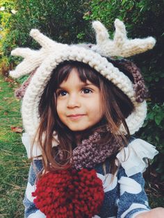 PATTERN for Reindeer Hat Rudolph Hood Cowl Scarf by TwoOfWandsShop Hats With Ears, Round Knitting, Two Of Wands, Crochet Character Hats, Reindeer Hat, Hat Cartoon, Hood Pattern, Christmas Attire, Hat For Kids