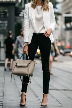 Fashion Outfits For Work Office Chic, Classic Work Outfits, Stylish Business Casual, Work Outfit Office, Office Chic, Amal Clooney, Office Outfits Women, Black Outfits