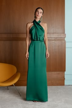 Green Halter Dress, Green Formal Dresses, Evening Maxi Dress, Green Maxi Dress, Long Evening Dress, Green Maxi, Maxi Dress Evening, Maxi Dress Green, Straight Skirt