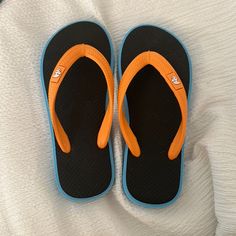 Size On Sandal Is Uk4 = Us6 (~8.5” From Toe To Heel) Flip Flop, Women's Shoes Sandals, Black Blue, Blue Black, Flip Flops, Shoes Sandals, Size 6, Women Shoes, Sandals