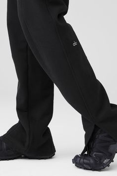 A new off-duty fave. Made from warm, heavyweight French terry, the High-Waist Free Time Straight Leg Sweatpant features tailored seams down the center front & back, an internal drawcord and flirty side slits on the bottom hems to show off your kicks. A longer-length inseam wears slightly baggy for a relaxed look. Pair it with cool crewnecks and cozy hoodies on repeat. Woman Back, Back Women, On Repeat, Alo Yoga, Free Time, Off Duty, Bra Tops, French Terry, Jacket Dress