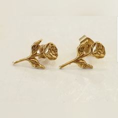 Vintage 14k Gold Rose Stud Earrings Metal- Solid Gold Stamped/Tested- 14k Markings No Longer Visible Given Age, But Did Test As 14k See Photos Color Gold- Yellow Gold Approx. Length- 1/2" (See Photos) Condition- Used/Vintage, Has Regular Wear Approx. Weight: 0.71grams Formal Rose Gold Earrings With Rose Design, Gold Rose Design Earrings For Anniversary, Rose Gold 14k Earrings, Formal Gold Earrings With Rose Design, Rose Gold 14k Gold Earrings As Gift, Rose Gold 14k Gold Earrings For Gifts, Gold Earrings With Rose Design For Valentine's Day, Gold Rose Design Earrings For Valentine's Day, Rose Gold 14k Flower Earrings For Anniversary