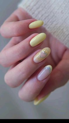 sabrina carpenter gov ball inspired nails Concert Nails, Opal Nails, Fall Gel Nails, Fall Nail Art Designs, Stop Staring, Fall Nail Art, Manicure Y Pedicure