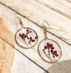 Handmade real pressed Heather flower earrings botanical pink | Etsy Pink Pressed Flower Round Earrings, Pink Round Pressed Flower Earrings, Pink Pressed Flower Earrings, Heather Flower, Jewelry Nature, Botanical Earrings, Floral Jewelry, Earrings Wedding, Floral Jewellery