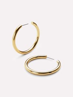 Hoop Earrings - Tia Medium Gold 14k Gold Hoop Earrings, Solid Gold Earrings, Gold Collar, Classic Gold, Online Jewelry Store, Gold Hoops, Gold Plated Earrings, Jewelry Earrings Hoops, Chic Woman