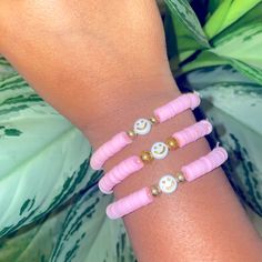 Youth Size Kids Clay Bracelet. Beaded Tutorials, Face Clay, Pink Smiley Face, Pink Smiley, Clay Bracelets, Kids Clay, Kids Accessories Jewelry, Clay Bracelet, Girl Jewelry