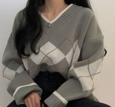 Pull Oversize, Pullover Outfit, Argyle Sweater, Sweaters Online, Mode Inspo, Korean Outfits, Casual Style Outfits, Mode Inspiration