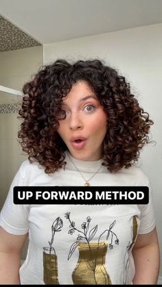 Fine Curly Hair Cuts, Curls For Medium Length Hair, Curly Perm, Ribbon Curls, Medium Short Haircuts, Bounce Curl, Curly Lob, Shoulder Length Curly Hair, Small Curls