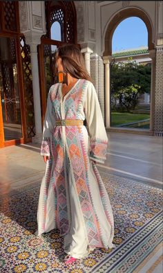 Thobes For Women, Moroccan Style Clothes, Morroco Outfits, Modern Egyptian Fashion, Ramadan Kaftan, Morocco Dress, Morrocan Fashion, Moroccan Kaftan Dress, Egyptian Fashion