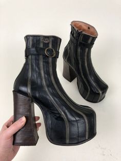 Boot Collection, Dr Shoes, New Rock, Aesthetic Shoes, Looks Chic