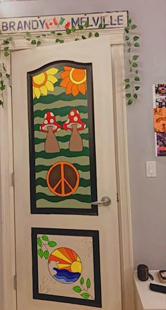 Door painting , with mushrooms and a hippie vibe to it Hippy Wall Painting, Paintings On Doors Bedrooms, Door Painting Ideas Bedroom Aesthetic Trippy, Door Paintings Aesthetic, Indie Door Painting, Hippie Wall Art Paint, Mushroom Door Painting, Wall Painting Ideas Bedroom Trippy, Painting On Bedroom Walls Aesthetic