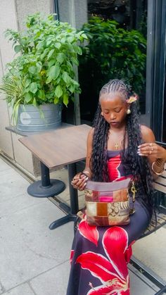 photo poses | summer outfits | summer dresses | black girl hairstyles | summer hairstyles | poses | picture poses | flowe hair clip outfits Summer Dresses Black, Poses Summer, Summer Black Dress, Summer Dress Outfits, Black Girls Hairstyles, Dresses Black, Outfits Summer, Picture Poses, Summer Hairstyles