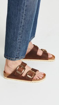 Birkenstock Arizona Big Buckle Sandals Leather Birkenstocks Outfit, Big Buckle Birkenstock Outfit, Oiled Leather Birkenstocks, Big Buckle Birkenstock, Style Inspiration Minimalist, Birkenstocks Outfit, Leather Birkenstocks, Birkenstock Arizona Big Buckle, Arizona Big Buckle