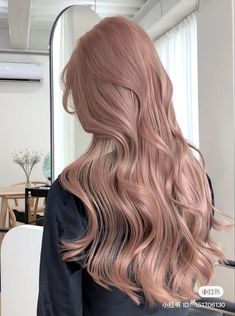 Medium Champagne Hair Color, Pinkish Brown Hair, Champagne Hair Color, Beige Hair Color, Dusty Rose Hair, Dusty Pink Hair, Champagne Blonde Hair, Champagne Hair, Pink Hair Color