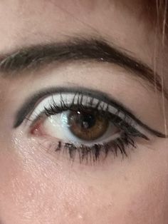 1960s French Makeup, Dark 60s Makeup, Hooded Eye 60s Makeup, Early 60s Makeup, 1970s Eyeliner, Everyday 60s Makeup, 60s Eyeliner Hooded Eyes, Priscilla Presley Makeup Eye 60s, Makeup Looks 60s