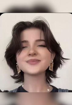 Shag Mullet, Non Binary Haircuts, Trending In 2023, Androgynous Hair, Short Grunge Hair, Short Hair Tomboy, Really Short Hair, Hair Inspiration Short, Short Haircuts For Women