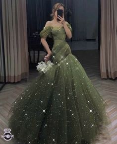 Look Gatsby, Mode Purple, Ethereal Dress, Gowns Dresses Elegant, Princess Ball Gowns, Prom Dress Inspiration, Gowns Prom