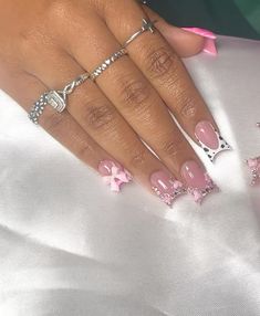 @kionnieklaws on ig Uni Nails, Fall Baddie, Coquette Nails, Junk Nails, Acrylic Toes, Hard Nails, Nail Sets, Nail Idea