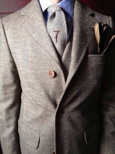 Brown Tailored Suit #StudioSuits #CustomFit #CustomMAde #TailoredSuits Super Suit, Mens Fashion Inspiration, Gentleman Style, Business Attire, Suit Fashion