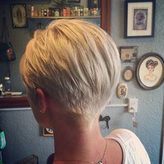 All sizes | a7d02ca6dc1be027ec37bf57fc18b333 | Flickr - Photo Sharing! Haircut Pixie, Haircut And Color, Penteado Cabelo Curto, Short Pixie Haircuts, Short Haircut, Short Blonde, Short Blonde Hair, Short Hair Styles Pixie, Pixie Hairstyles