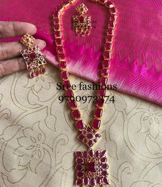 Ruby Necklace Designs, Gold Jewelry Simple Necklace, Pure Elegance, Diamond Jewelry Designs, Gold Fashion Necklace, Jewelry Simple, Gold Jewelry Simple, India Jewelry, Ruby Necklace