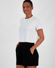 in stock Boxy Short Sleeve Basic Cropped T-shirt, Basic Boxy Fit Crop Top With Crew Neck, Boxy Fit Cropped Graphic T-shirt With Short Sleeves, Casual Boxy Fit Crop Top T-shirt, Basic Boxy Fit Cropped Shirt With Short Sleeves, Boxy Fit Crop Top For Everyday Wear, Boxy Crop Top For Everyday Wear, Boxy Short Sleeve Basic T-shirt, Everyday Cropped Graphic Tee